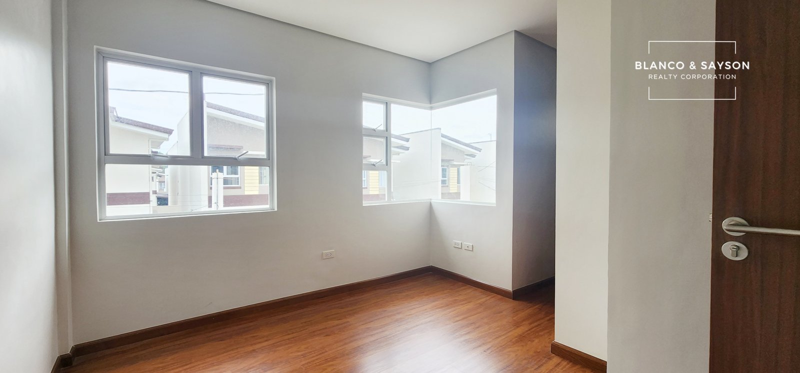 Simple Modern Townhome